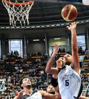 4500 spettatori per la Fortitudo Bologna al PalaDozza