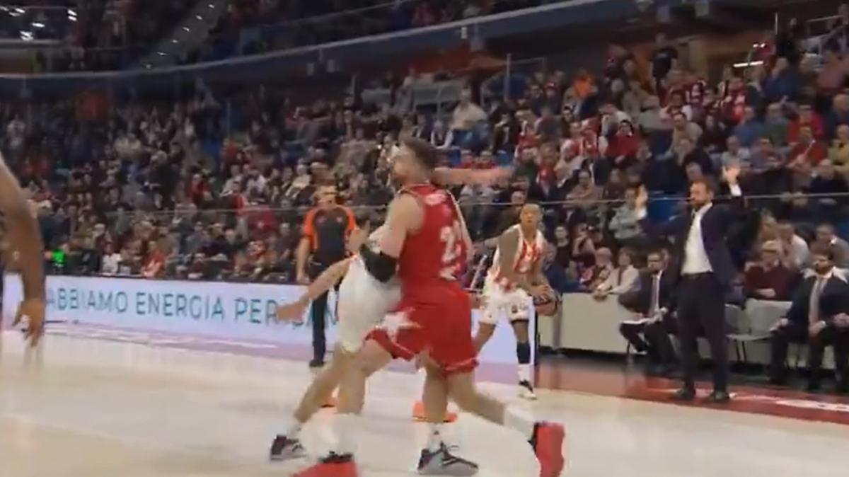 EuroLeague «deride» Marko Guduric: «È la stagione dei premi a Hollywood»