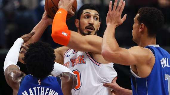 NBA - Knicks, Fizdale costretto a rimettere Kanter in quintetto