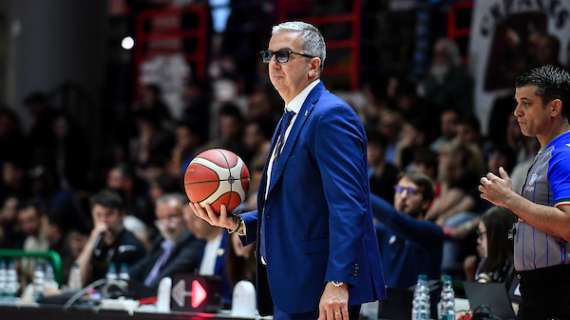UFFICIALE LBA - Derthona e De Raffaele, è finita: il coach sollevato dall'incarico