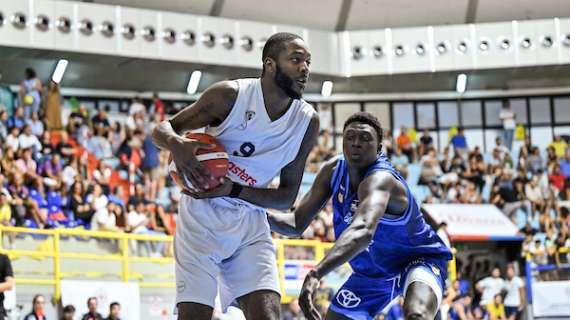 MERCATO LBA - Pallacanestro Varese in trattativa con il pivot Devonte Upson
