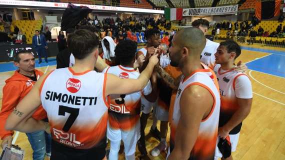 Serie B - Inizia con una sconfitta la seconda fase: al Palacalafiore vince Molfetta