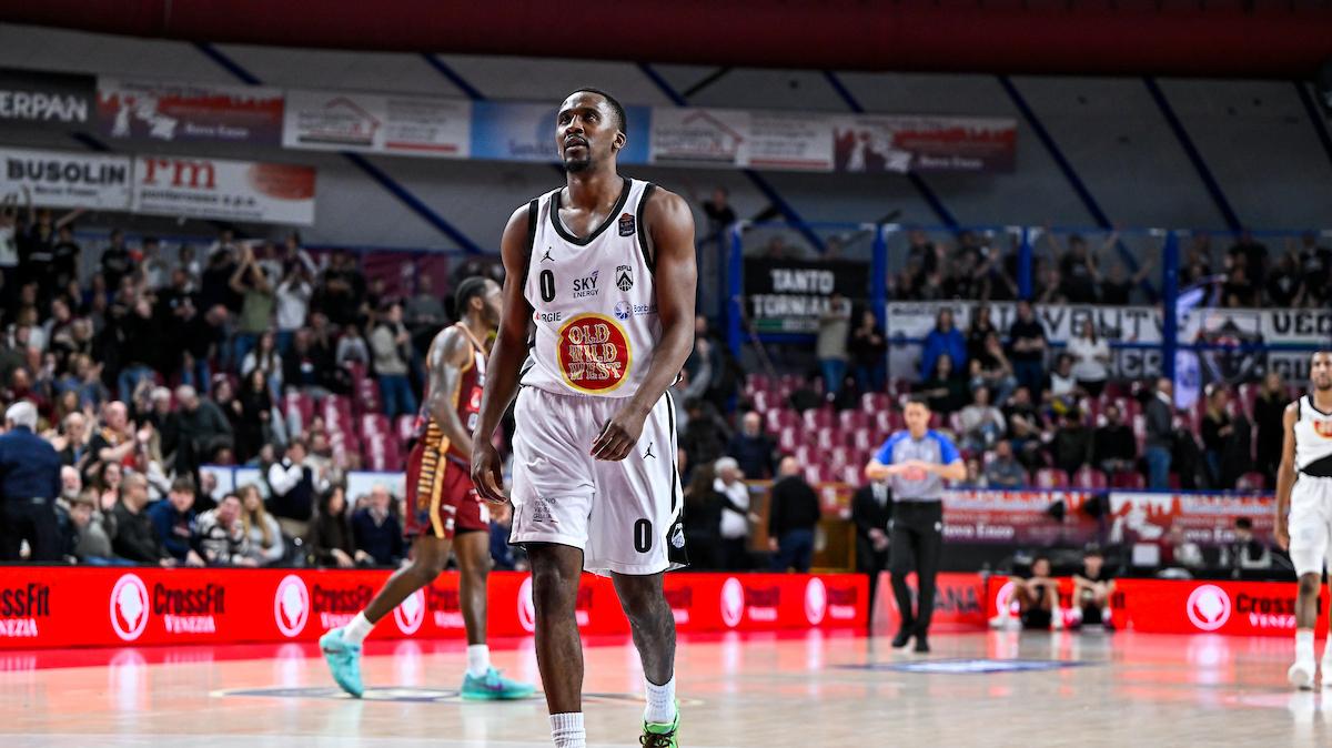 Udine verso la sfida Milano: rientra Bendzius, ma dubbio Semaj Christon