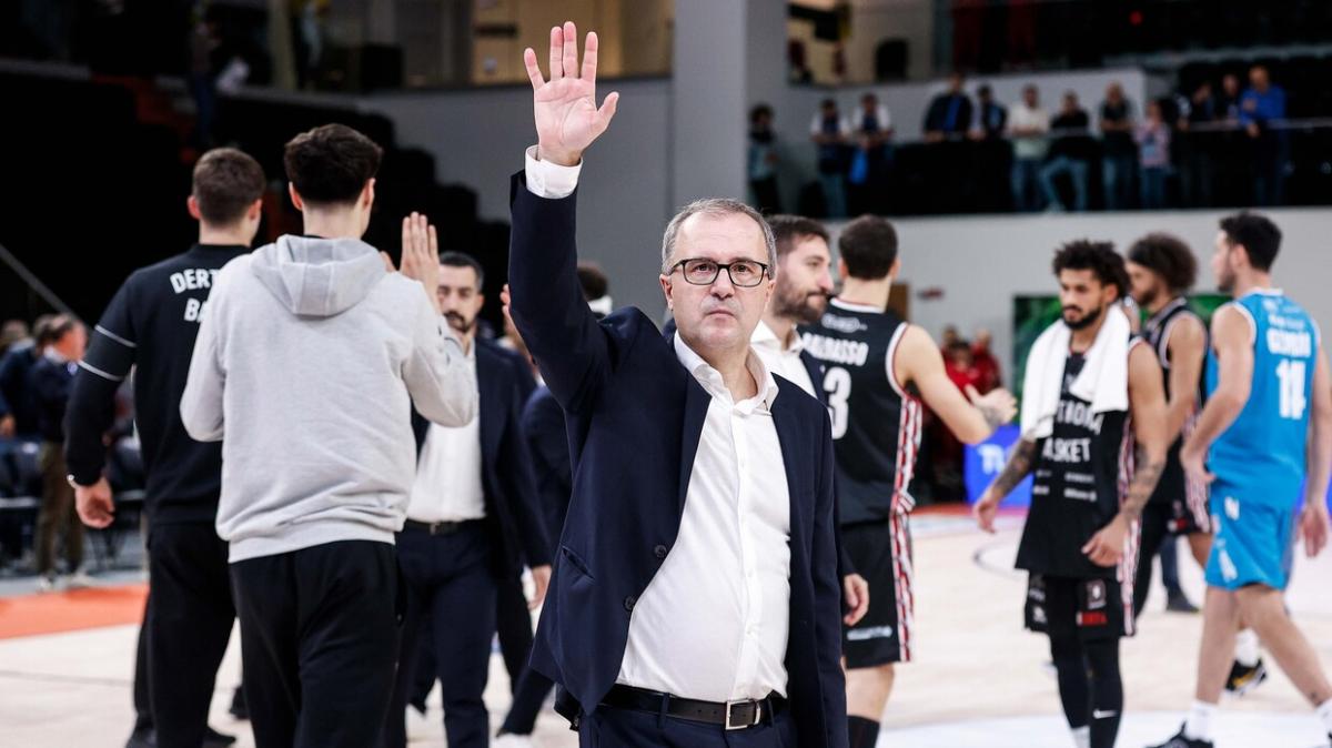 Tortona: Fioretti sul successo con Napoli, il primo posto, le condizioni di Manjon e Strautins