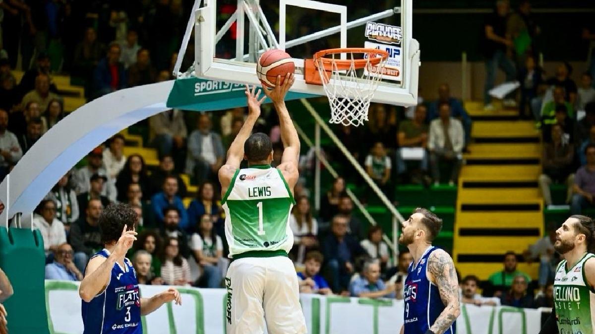 Avellino insegue un sogno in gara 4 con la Fortitudo Bologna
