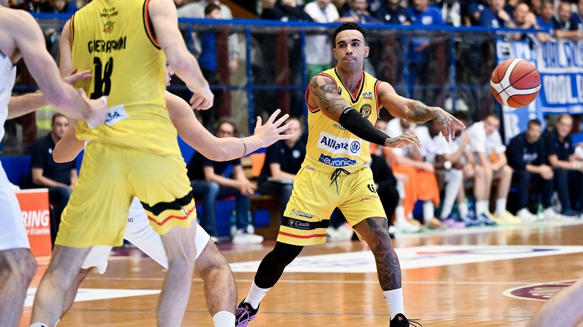 Serie B - La lunga striscia positiva di San Severo si interrompe a Livorno