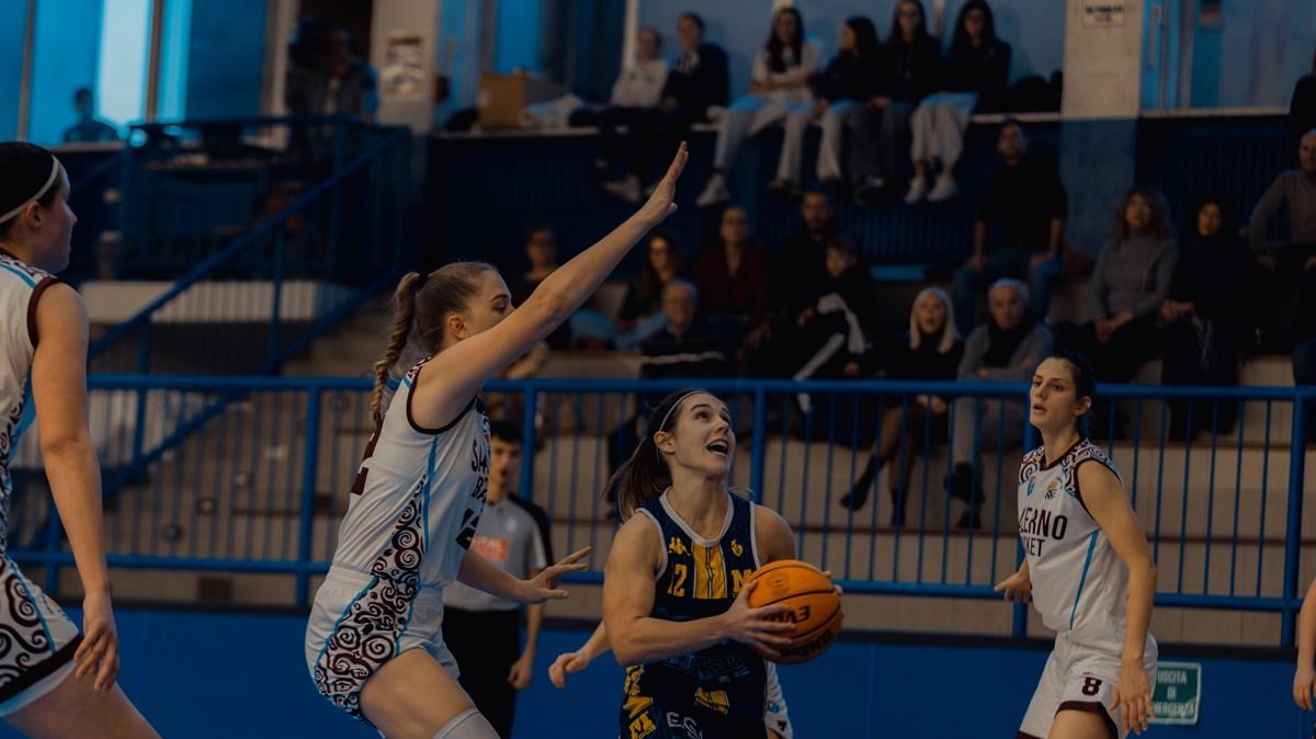 Serie A2 F, girone A - Moncalieri torna alla vittoria nel posticipo