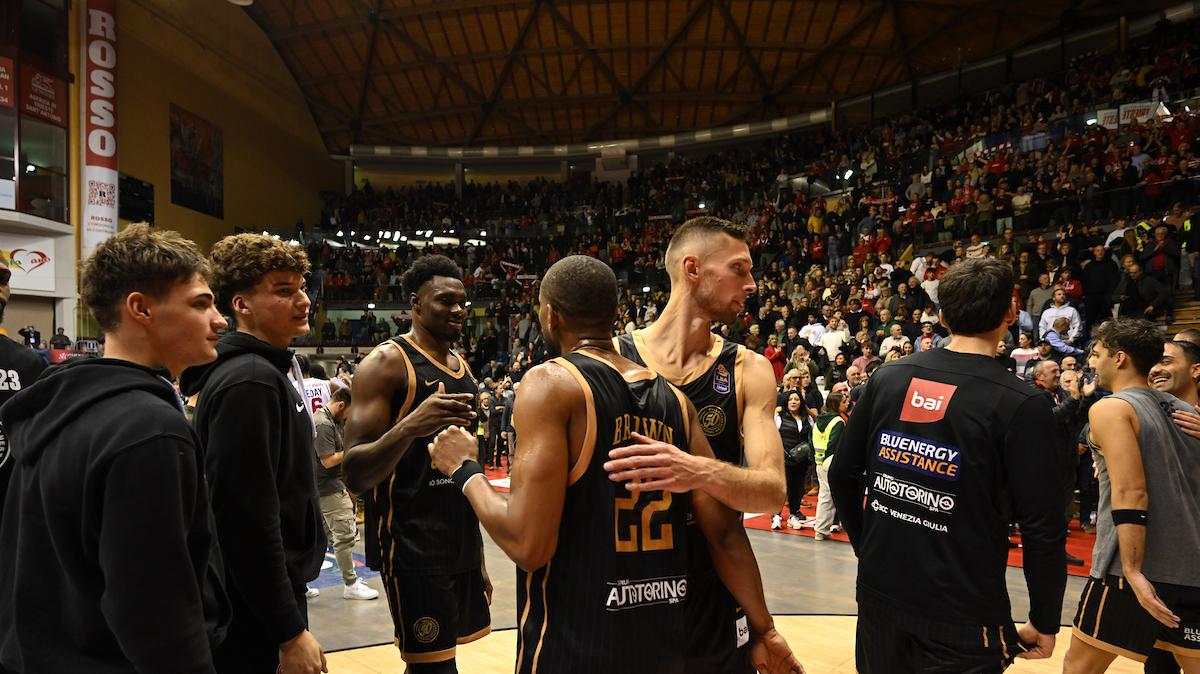 Highlights LBA | L'Olimpia Milano paga dazio al PalaRubini contro Trieste