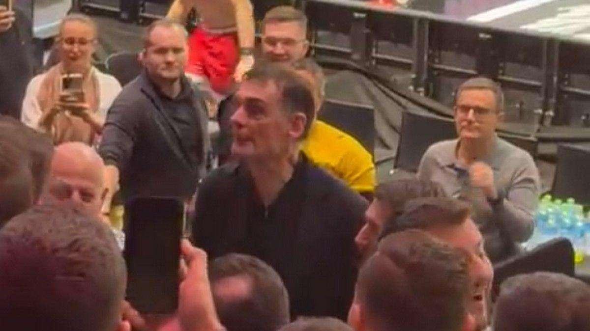 Olympiacos, multa di 4000 euro a Bartzokas dopo i fatti di Dubai