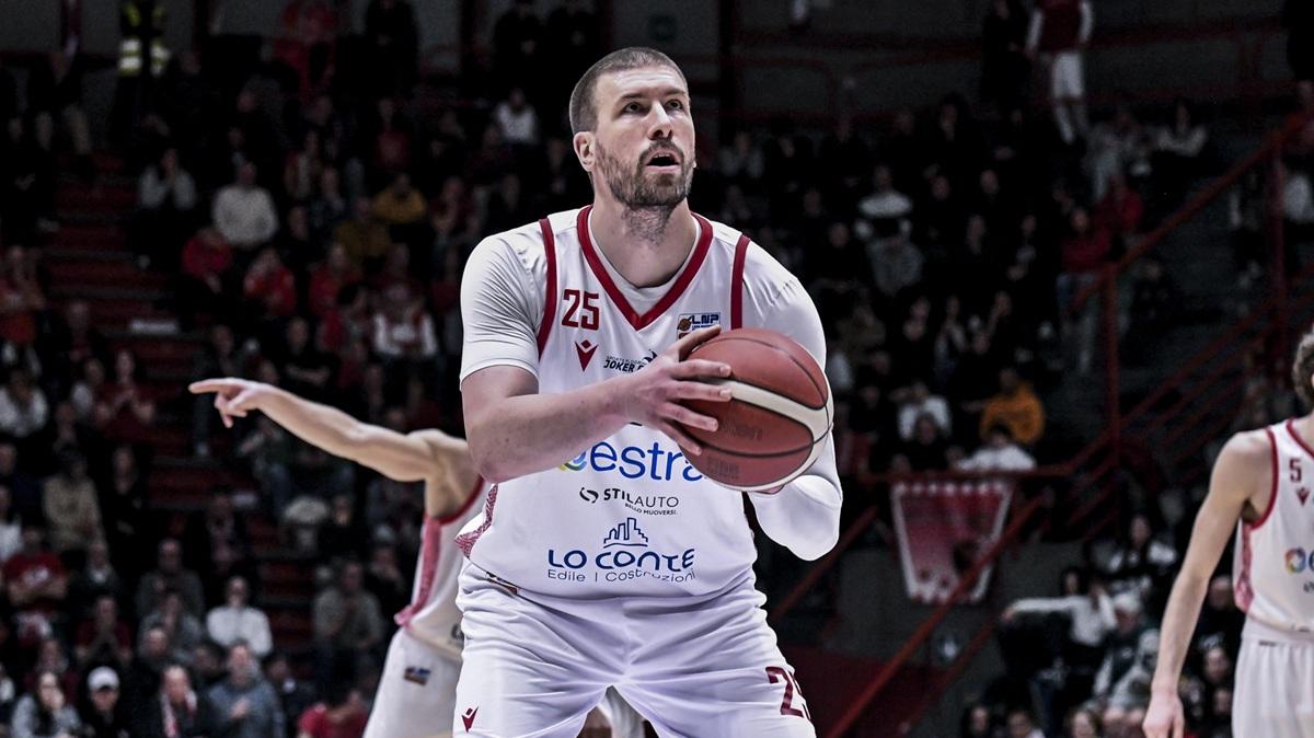 Estra Pistoia Basket, risoluzione consensuale con Ivan Buva