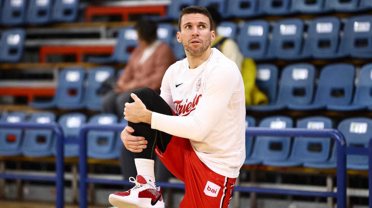 Mercato A2, Stefano Bossi verso l'Unieuro Forlì