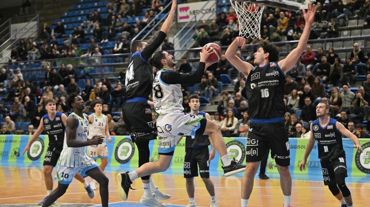 Serie B - Tema Sinergie Faenza ospita al PalaCattani Adamant Ferrara