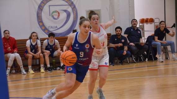 A2 F - Sara Zanetti super: Solmec Rhodigium supera Basket Girls Ancona