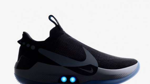 Nike lancia le Adapt BB, le nuove scarpe da basket autoallaccianti