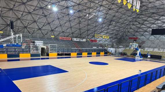 Scafati Basket, restyling per il PalaMangano: ecco il nuovo parquet 