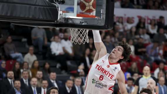 Il trionfo della Turchia sull'Ungheria ispirato da Cedi Osman