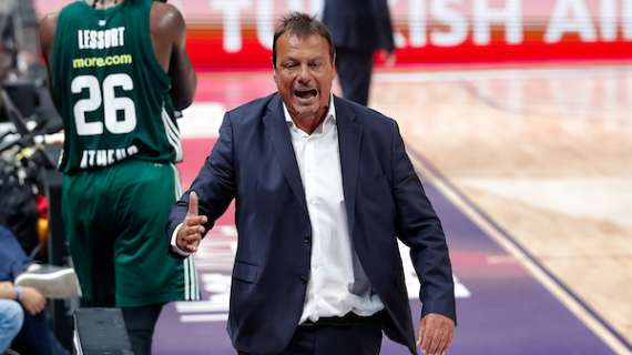 Ergin Ataman espulso, infuriato per uno striscione politico a Cipro