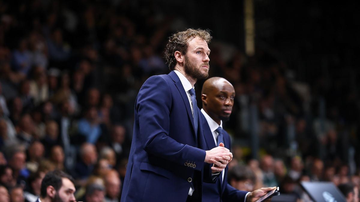 Asvel Villeurbanne: Poupet conferma l'addio. Pronto Tony Parker in panchina