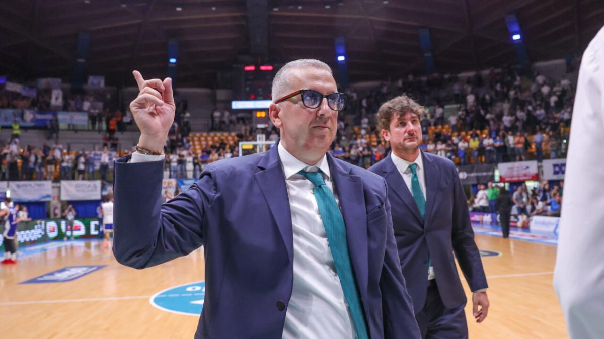 Cantù, De Raffaele: «Del valore di questa salvezza ce ne renderemo conto l'anno prossimo»