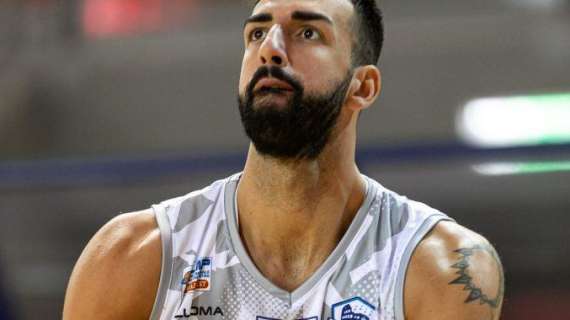 A2 - Atlante Eurobasket Roma ai saluti con Daniele Tomasello