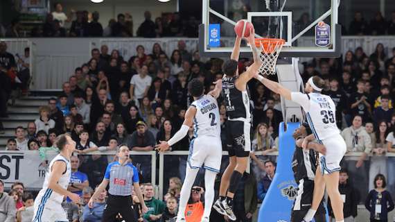 LBA highlights: Napoli non mette fine all'imbattibilità di Trento