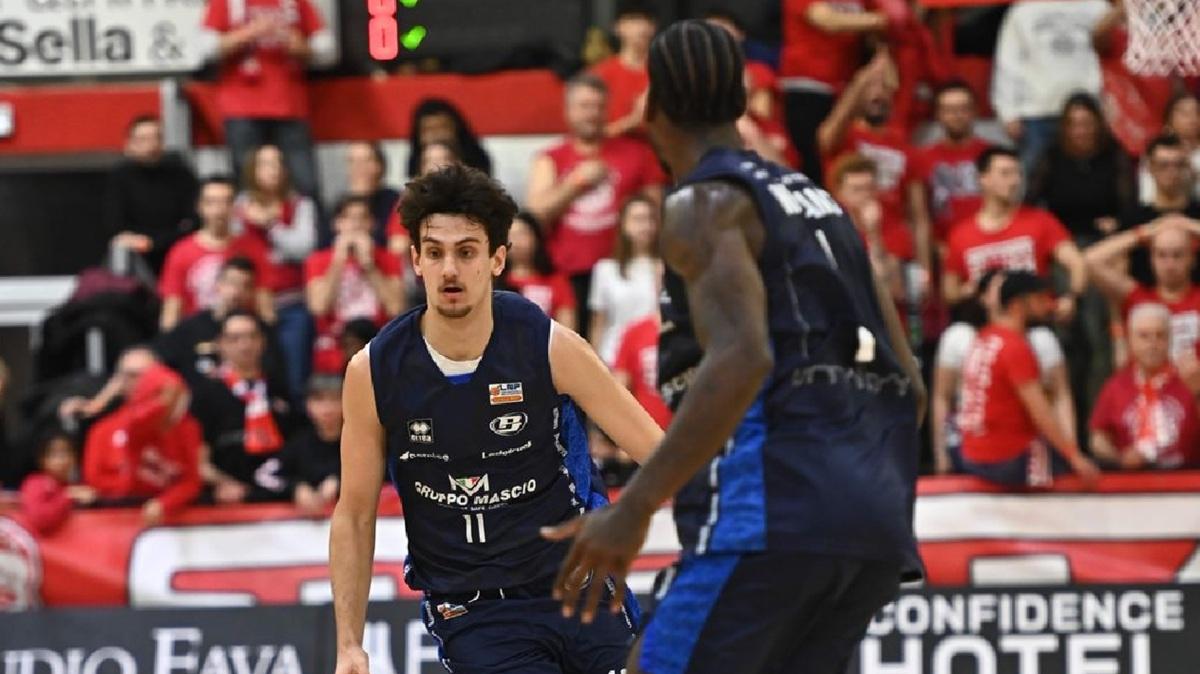 A2 - Harrison sale in cattedra e la Gruppo Mascio espugna Cento e la Baltur Arena