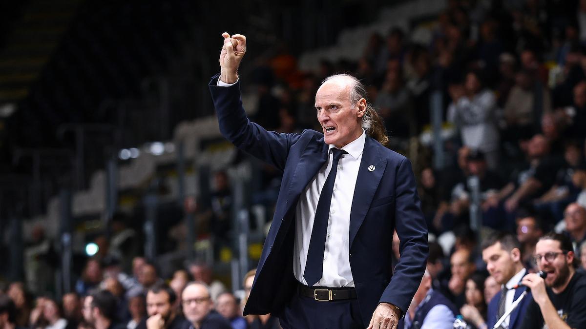 Virtus Bologna, Ivanovic: «Abbiamo lottato, ma rimbalzi offensivi e perse sono stati un problema»