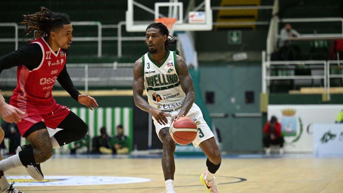 A2 - Avellino batte Pistoia al supplementare, non basta super Buva all'esordio