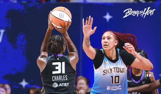 WNBA - Rissa in campo con tre espulsioni nella vittoria del Sun contro le Sky