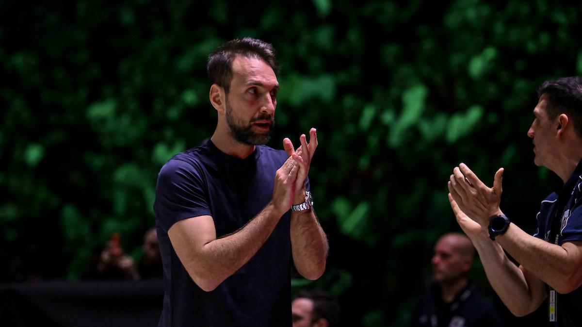 F8 | Peppe Poeta: «Non era facile, ora pensiamo a domani. Guduric? Il vero play per IQ»