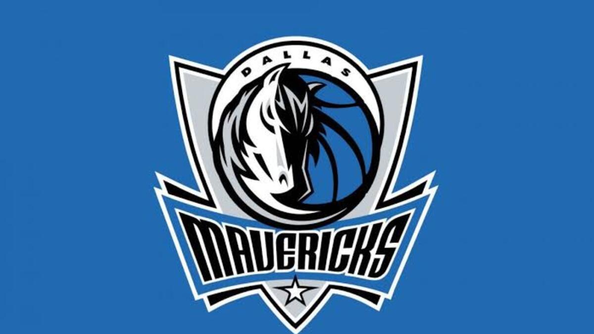 Dallas Mavericks, diverse richieste dalla lega per Kyrie Irving