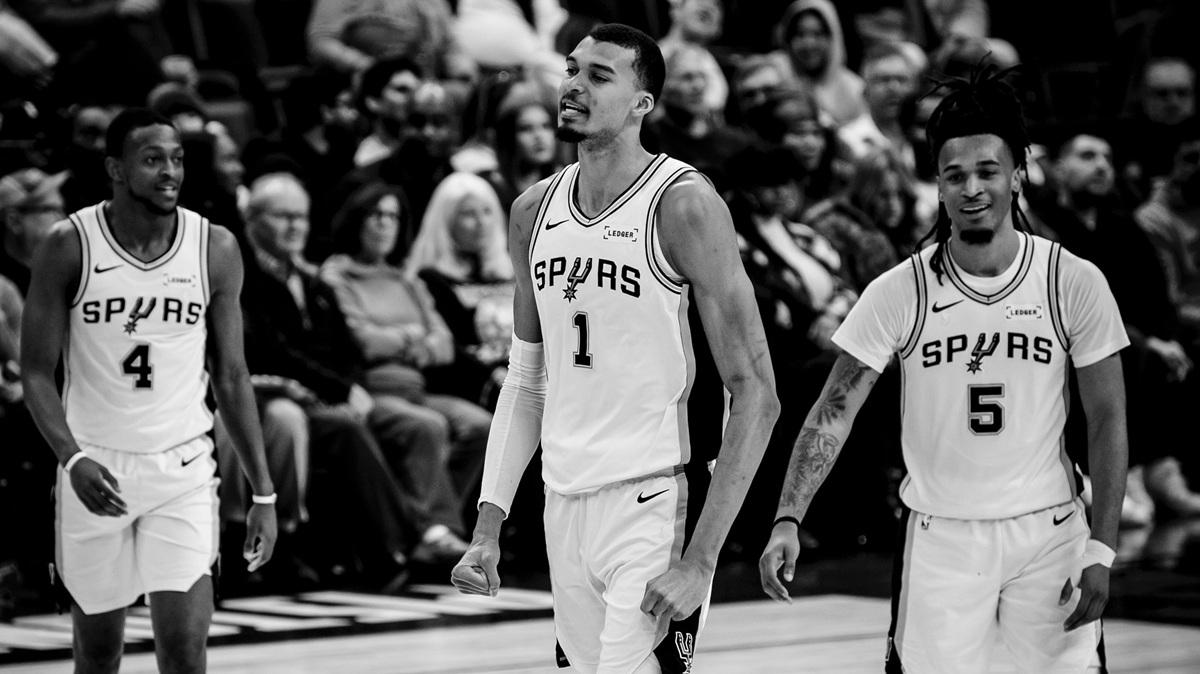 L'assalto vincente degli Spurs alla Little Caesars Arena dei Pistons