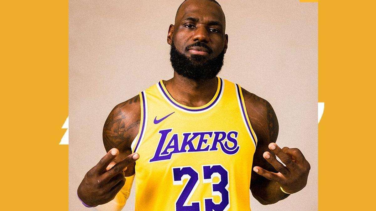 LeBron James resta ai Lakers: le sirene dei Warriors non cantano