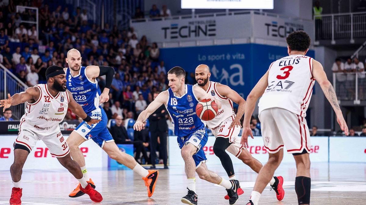 La Germani Brescia è viva, e va a Milano in parità con l'Olimpia dopo gara 2