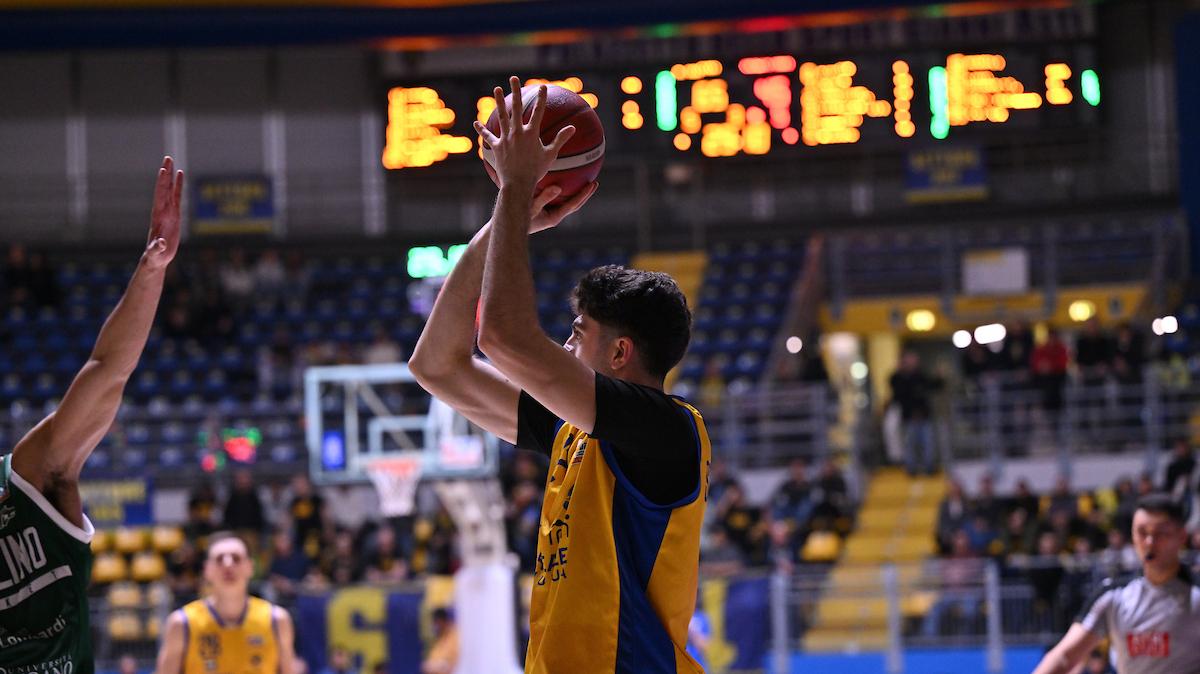 Reale Mutua Torino dalla Unieuro Forlì per confermare il trend positivo