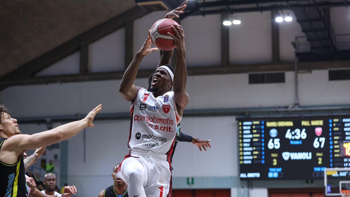 Carlos Stewart, che esordio: «Sono venuto a Varese per dare la svolta»