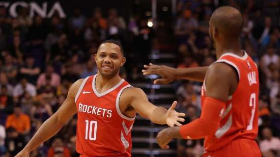 NBA - A Phoenix arriva un primo tempo da record per i Rockets