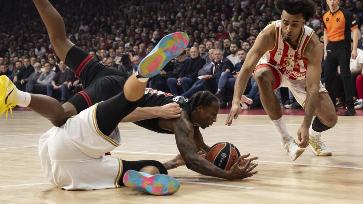 Crollo finale dell’Olympiacos, la Stella Rossa rimonta e vince