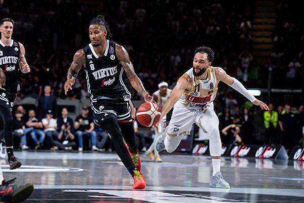 Virtus Bologna, le ultime su Akele e Clyburn verso Gara 3 a Venezia