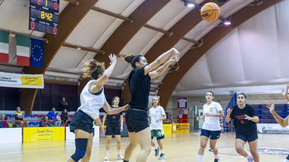 A2 F - Il finale beffa Vigarano, vince il Basket Girls Ancona