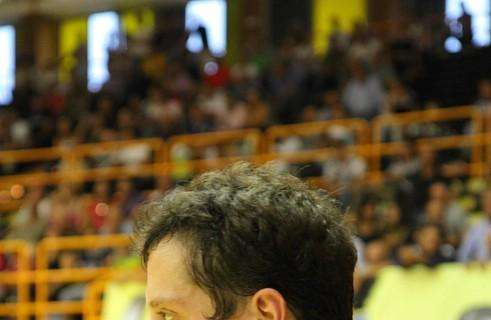 Riccardo "Cinghio" Marzoli con la maglia giallonera della Cestistica.