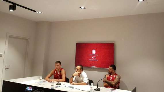 L'Olimpia presenta Nedovic e James: "Ogni partita sarà importante, vogliamo arrivare tra le prime otto"