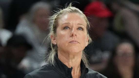 WNBA - Coach Christie Sides licenziata dalle Indiana Fever