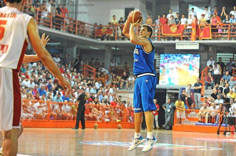 Stefano Mancinelli in azione nella gara di andata (foto FIP)