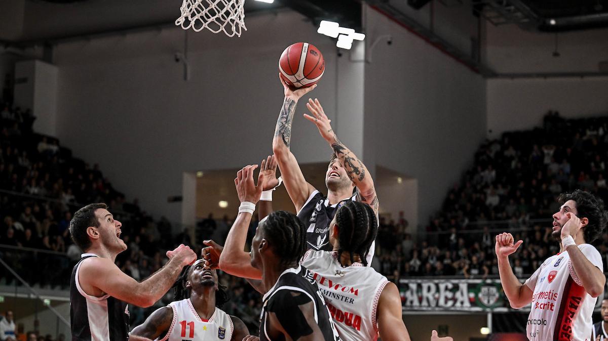 Highlights LBA | Gara aperta tra Bertram Derthona e Pallacanestro Varese