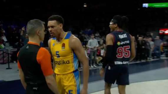 EuroLeague - Maccabi, Baldwin si scaglia contro un arbitro a fine gara