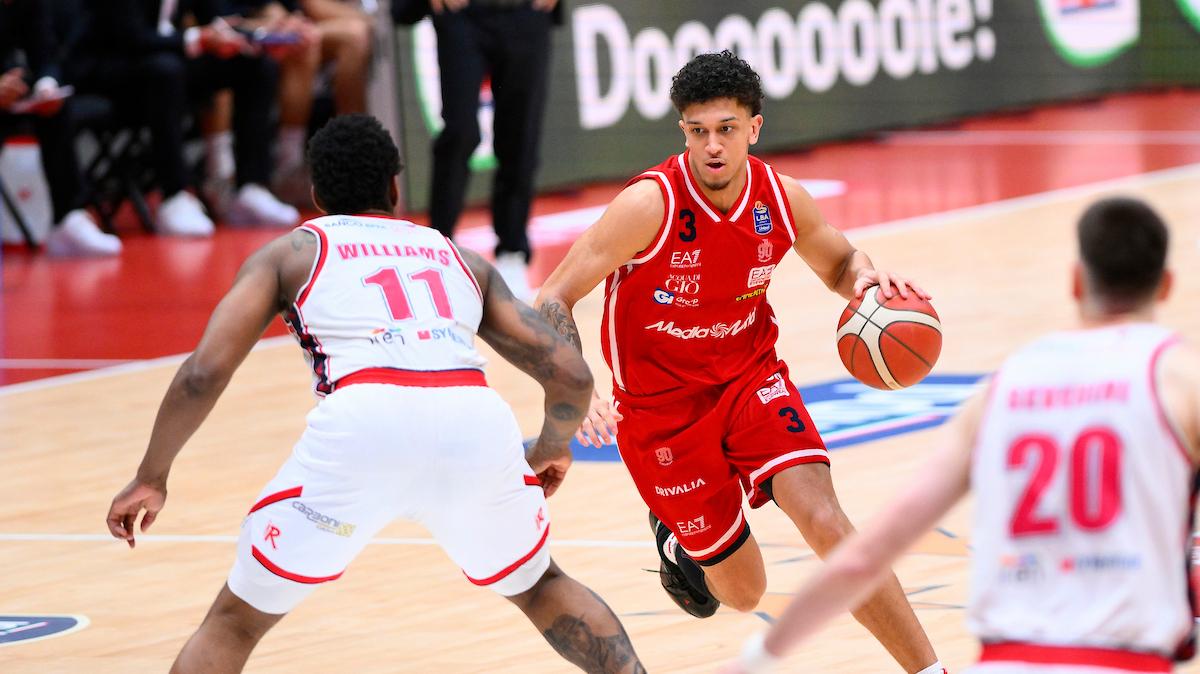 Olimpia Milano, Quinn Ellis in difficoltà. Poeta: "Non è in un momento di brillantezza fisica"