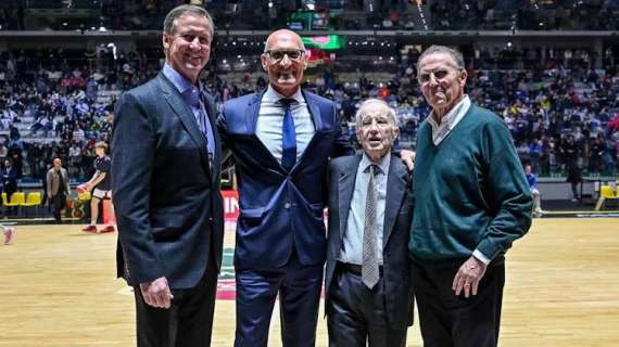 LBA F8 - Celebrata la leggenda del basket italiano Antonello Riva