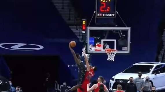 NBA Video - Anthony Edwards si candida per la schiacciata dell'anno