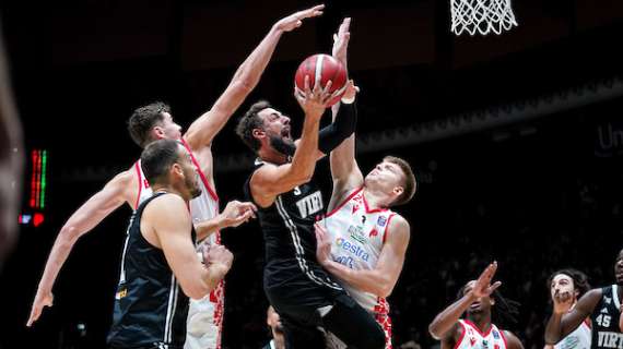 LBA Highlights: prova di forza della Virtus Bologna con l'Estra Pistoia